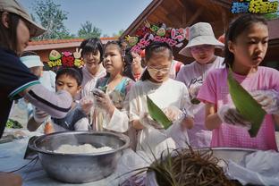 鹈鹕官方：前锋马特-瑞安接受手肘手术 预计缺阵6-8周